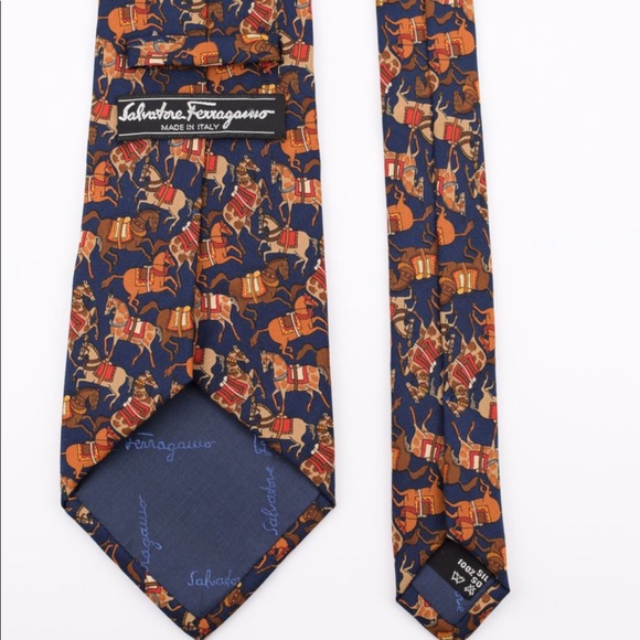 Salvatore Ferragamo Necktie - Picture 3 of 8